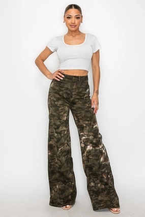 Artist Vibe Travel Outfit 40805 High Rise Wide Leg Camo Print Jeans
