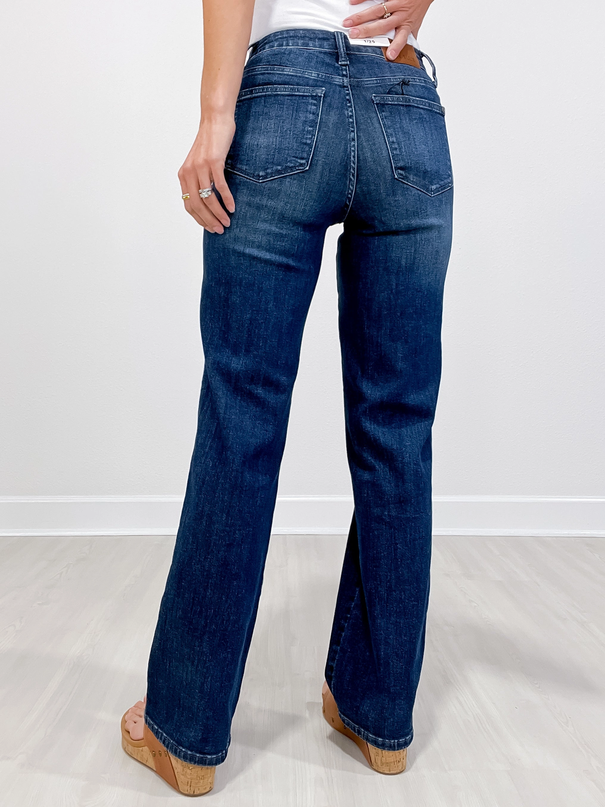 Judy Blue ALL OR NOTHING Mid-Rise Tummy Control Classic Straight Leg Jeans Fashionable Touch Morning Stroll Evening Stroll Trend Setter