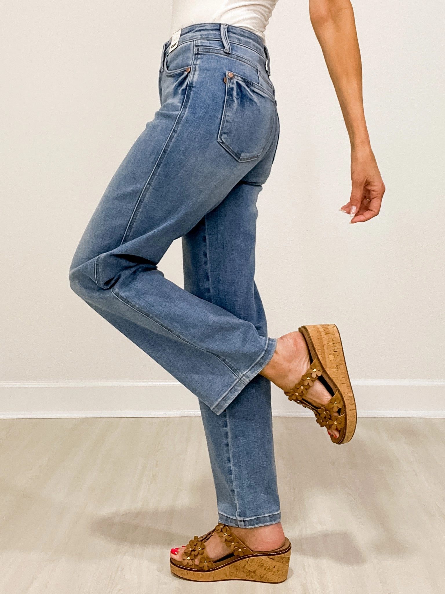 Functional Waist Judy Blue BLUE JEAN BABY Mid-Rise Tummy Control Straight Jeans