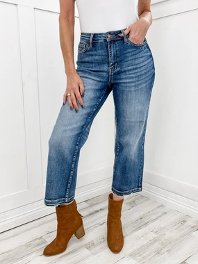 Judy Blue MAEVE High Waist Vintage Wash Cropped Wide Leg Denim Jean Style Statement