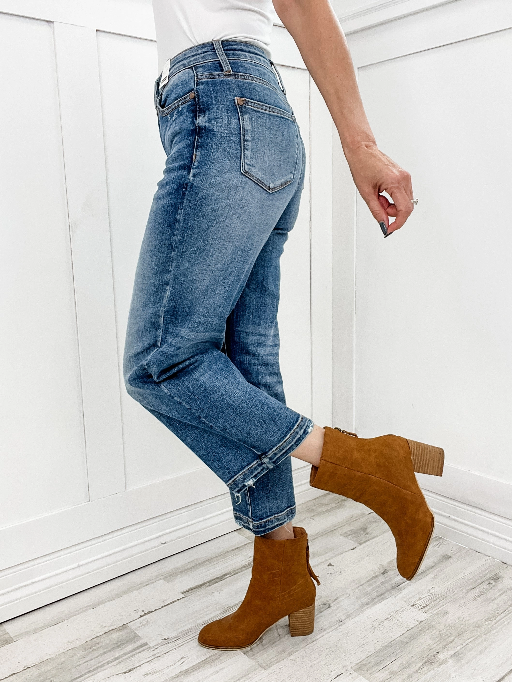 Straight Leg Design Basic Fashion Judy Blue MAEVE High Waist Vintage Wash Cropped Wide Leg Denim Jean