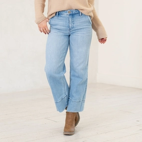 KanCan Darla High Rise Cropped Wide Leg Jeans Medium Blue Wash Universal Fit Sizing