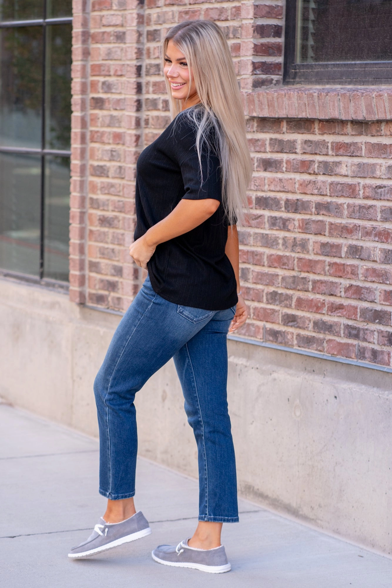 Comfortable Edge Style Element KanCan Dolores Mid Rise Slim Straight Regular & Plus Sizes Dark Blue Wash