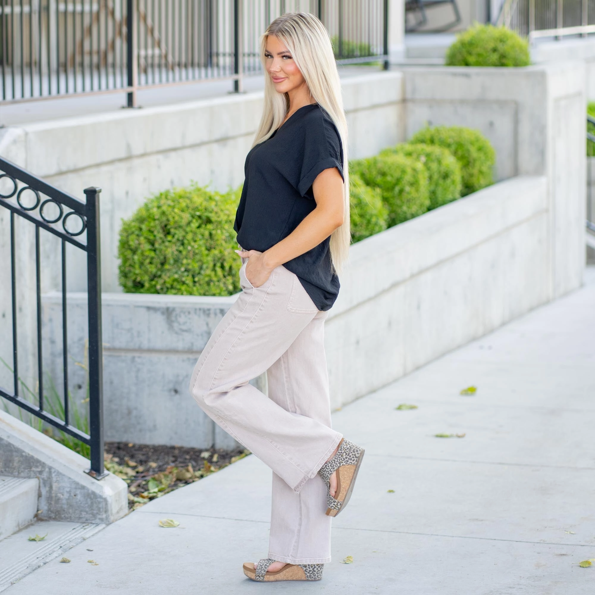 Weekend Getaway Luxury Beach Day KanCan Margot High Rise Wide Leg Jeans ?C Draw-Cord Waist, Elastic Back, Classic Hem