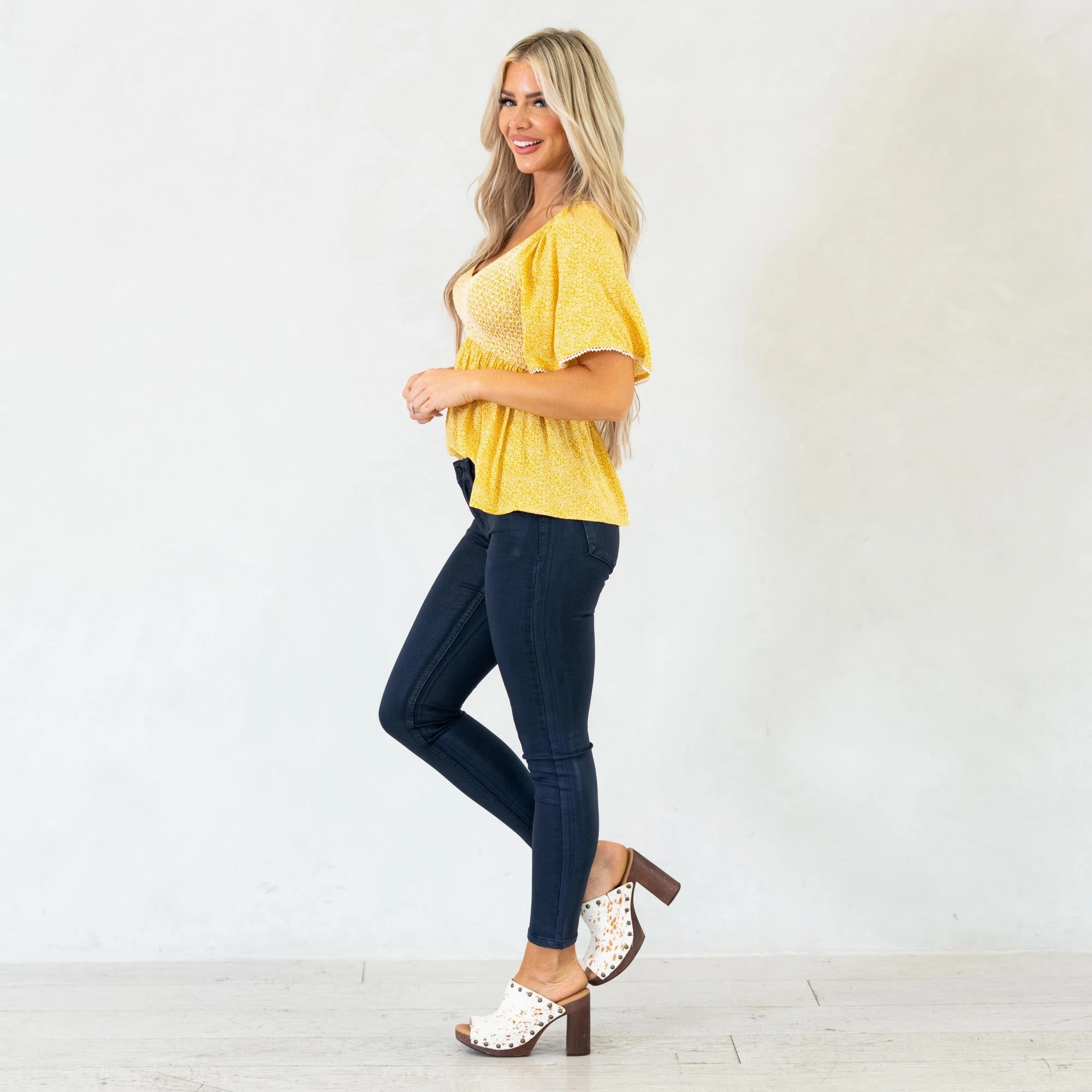 KanCan Mellie High Rise Coated Skinny Jeans Dark Blue Wash Durable Weave Durable Minimalist Style Party Look