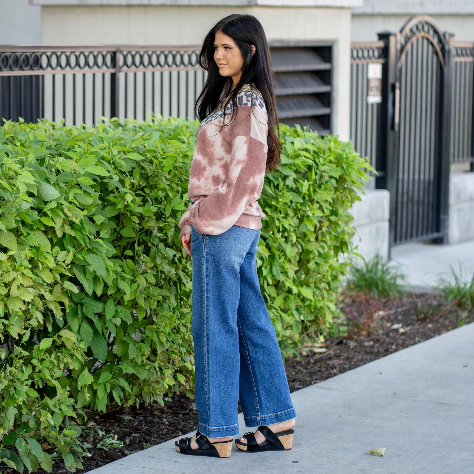 Pre Shrunk Fabric KanCan Petite Tara Mid Rise Trouser Wide Leg Jean Medium Blue