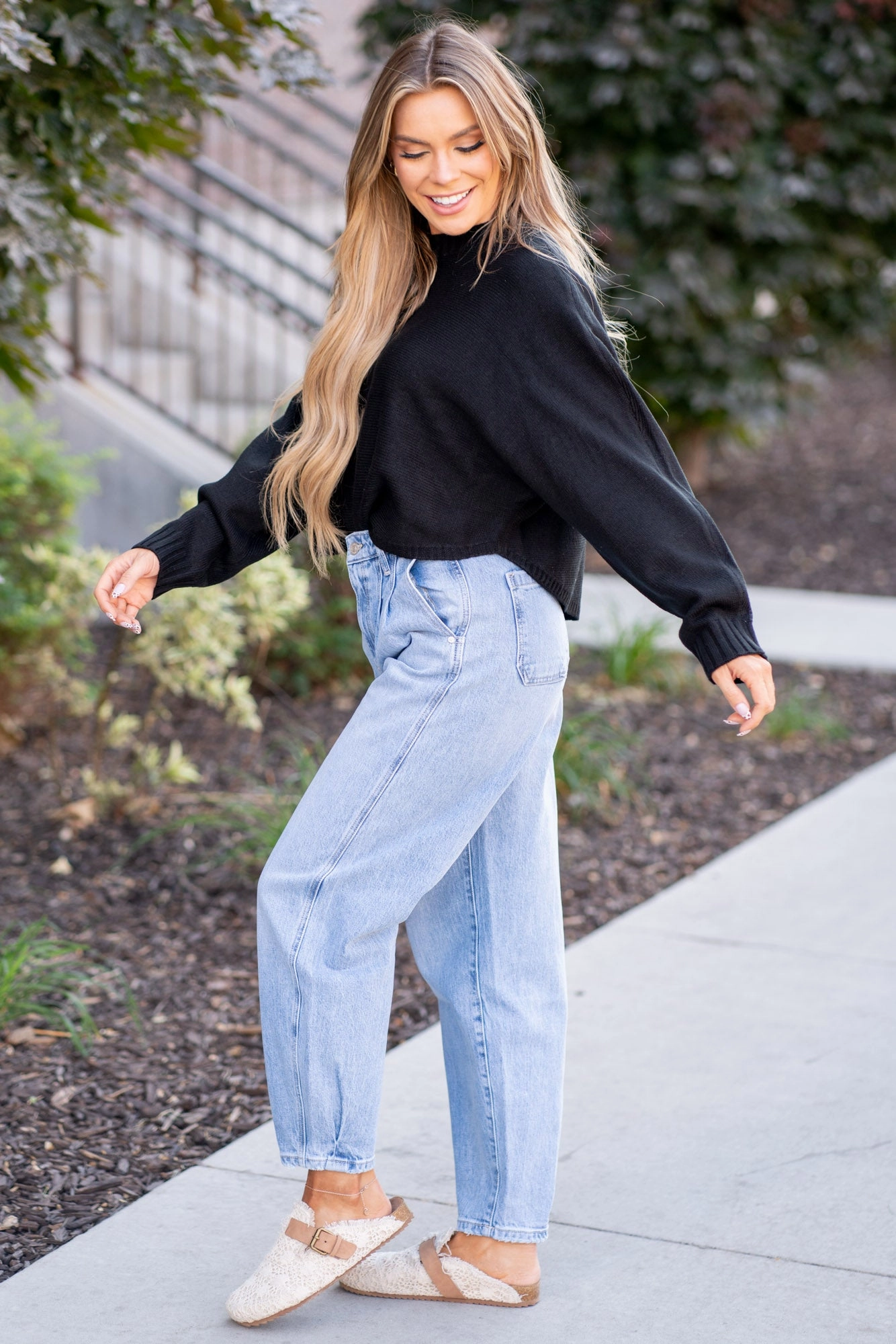 Loose Spring Mood Anti Bacterial Treatment KanCan Rea Ultra High Rise Wide Tapered Fit Jeans Light Blue Wash