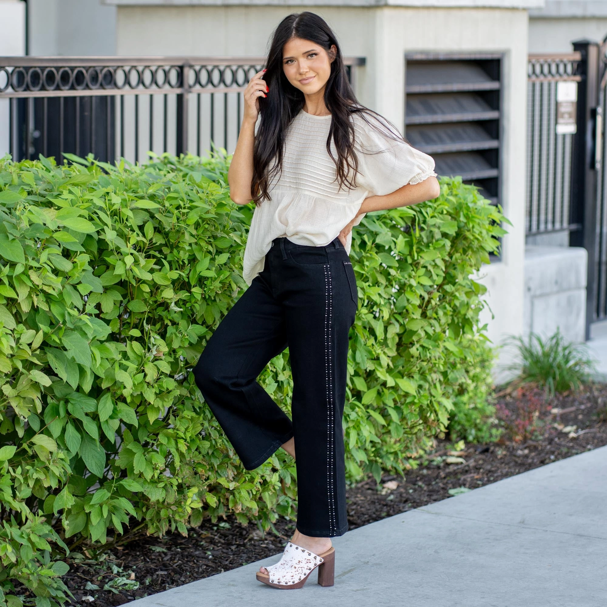 KanCan Sterling High Rise Crop Wide Leg Jeans Black Eco Friendly Date Night Artist Vibe Everyday Rainy Day