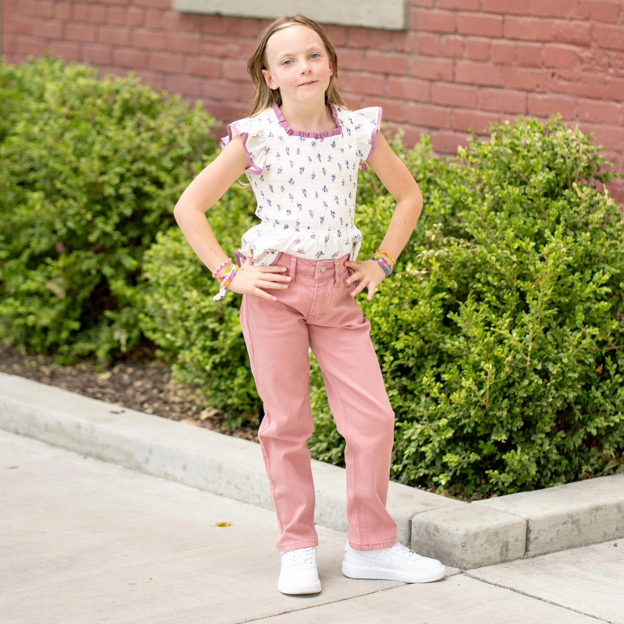 Kids Uniqua Ultra High Rise 90's Straight Casual Friday Elegant Casual Timeless Fit