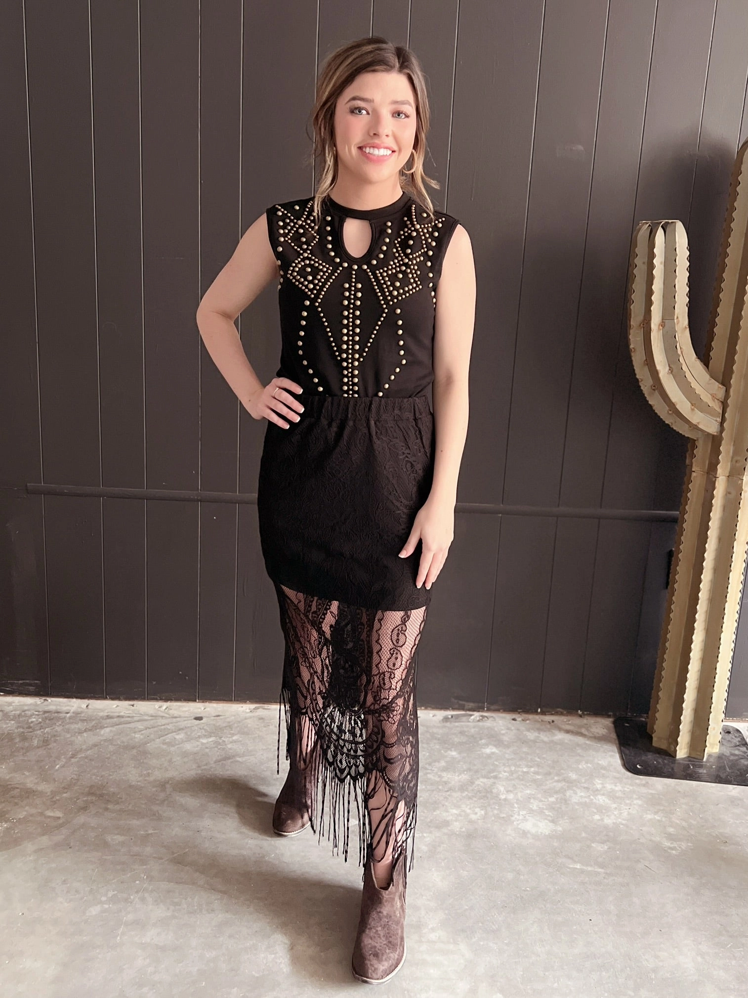 Full Comfort Flexible Look L&B Black Lace Lined Long Skirt With Frayed Hem