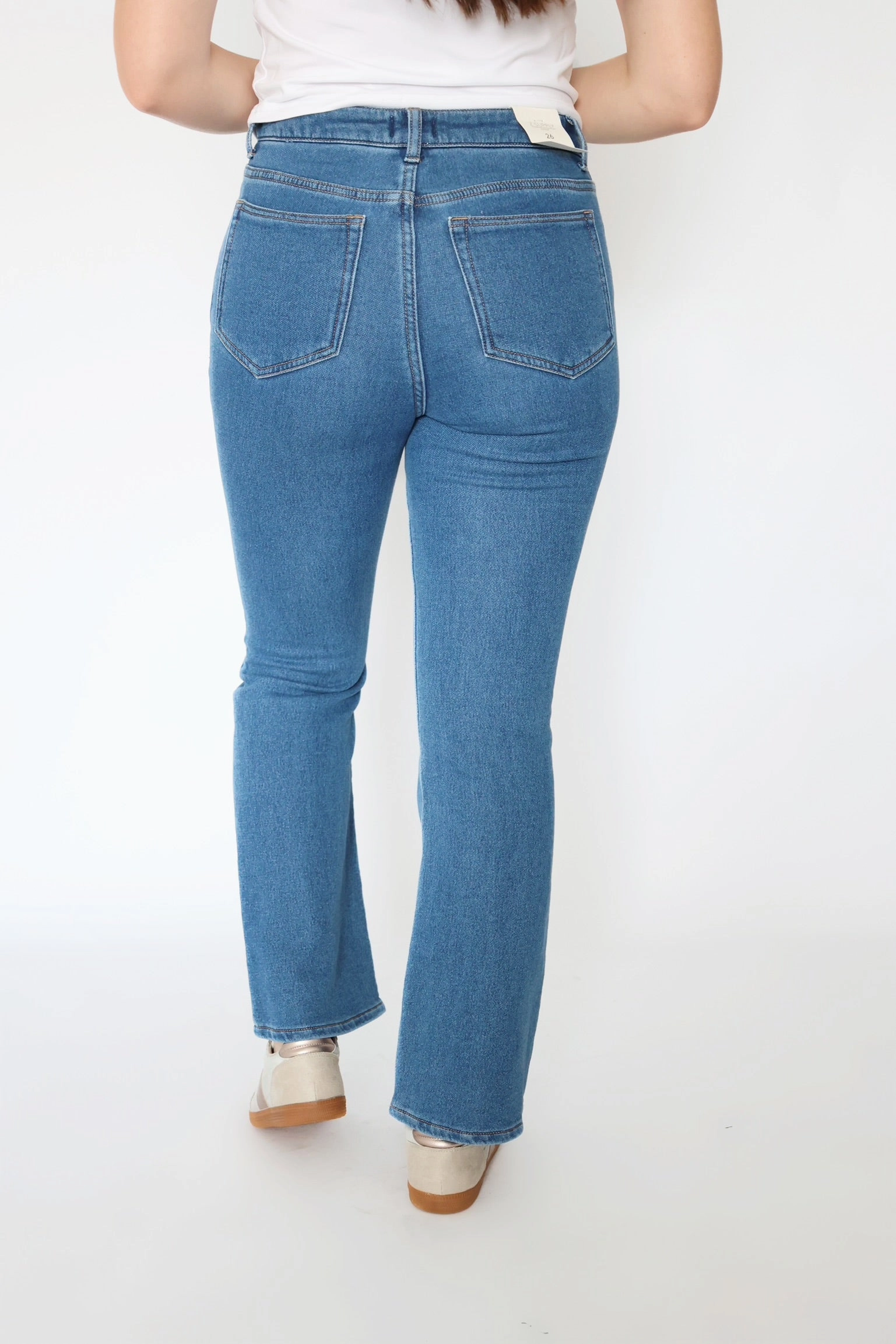 Lia Ankle Kick Flare Jean Weekend Style Modern