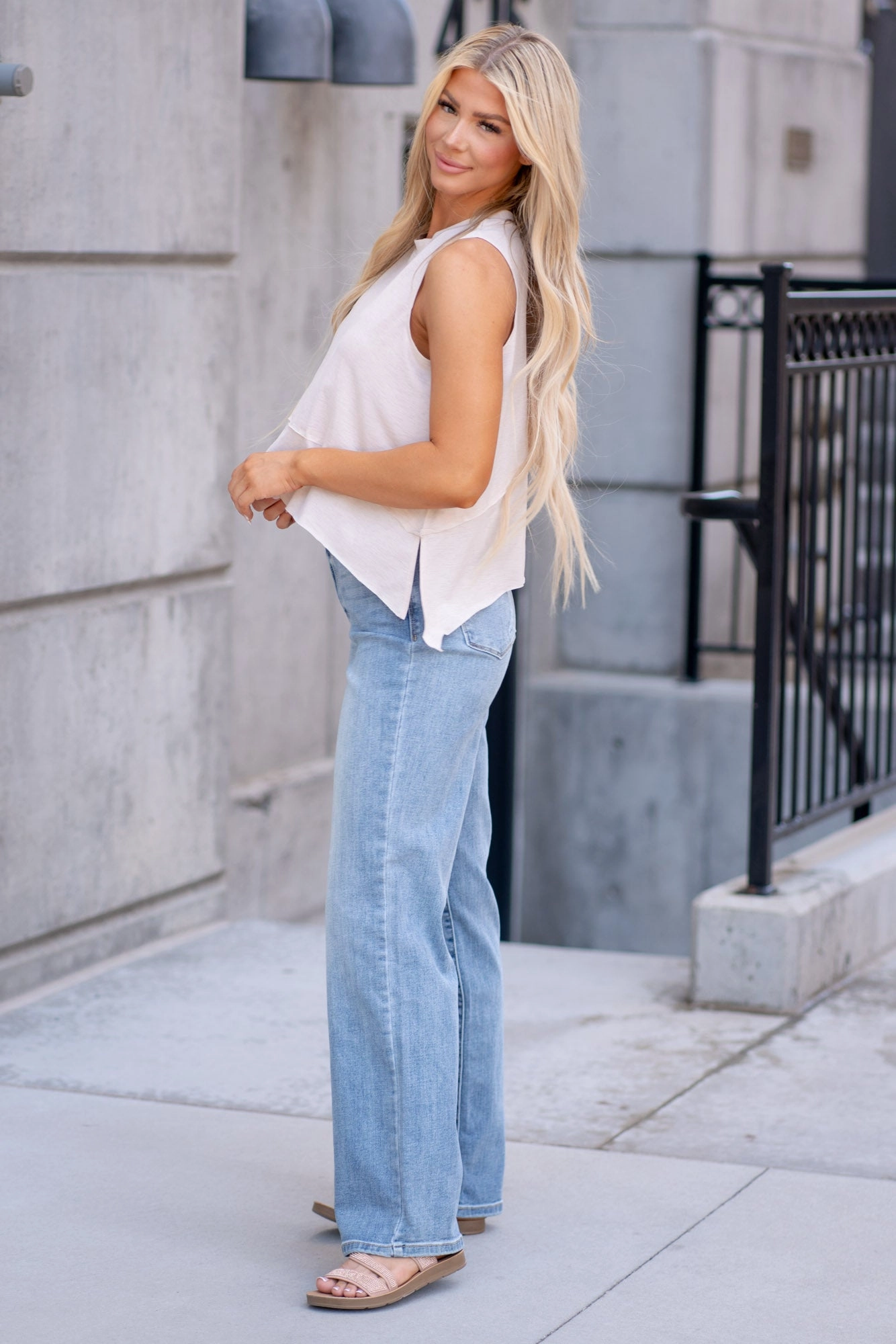 Light & Easy High Rise Straight Leg Regular & Plus Sizes Chill Outfit Spring Mood