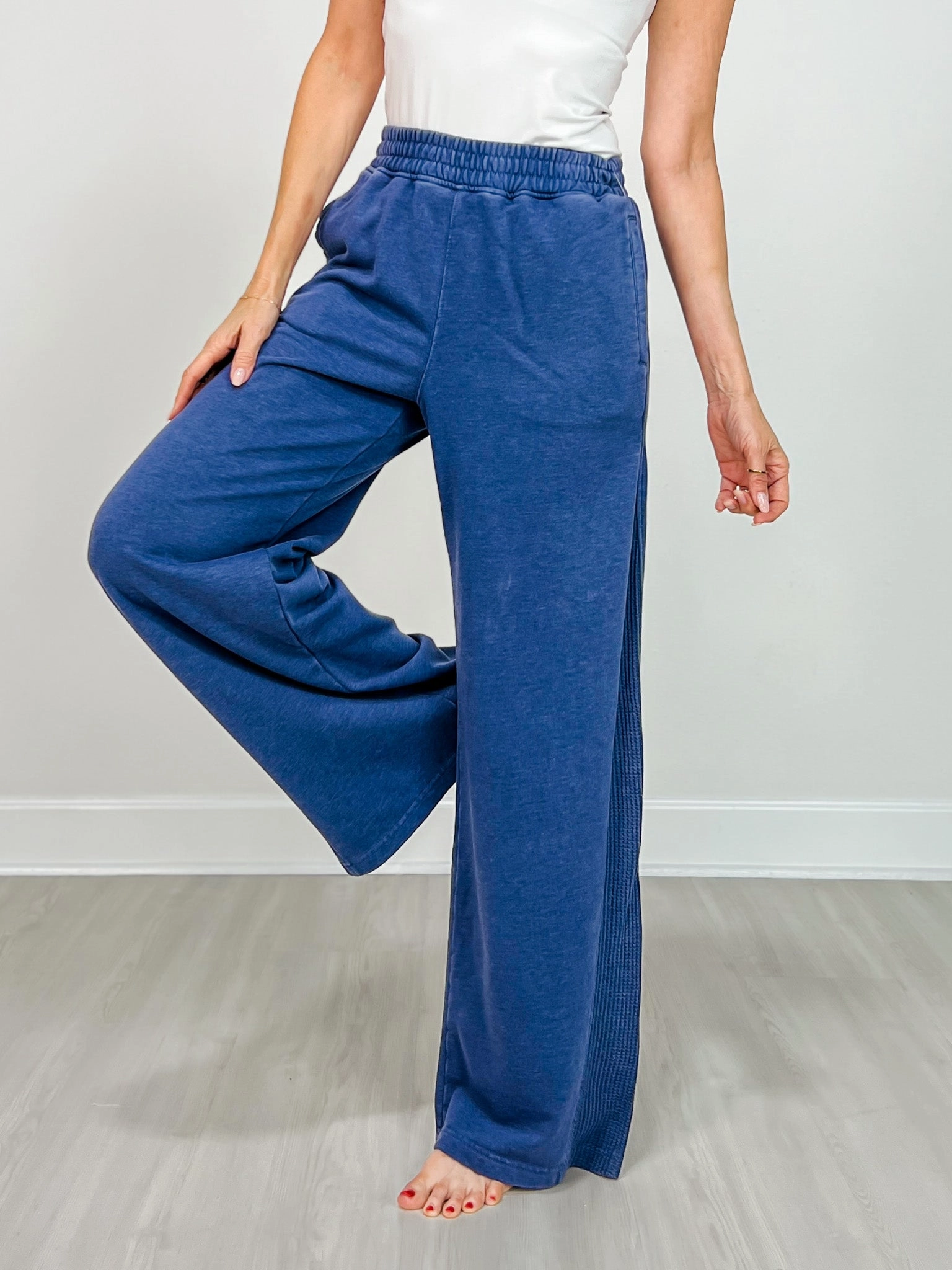 Mineral Washed Wide Leg Pant with Pockets in Navy Functional fashion wear