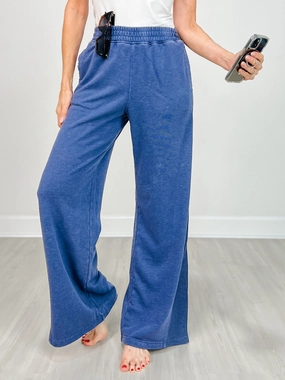 Mineral Washed Wide Leg Pant with Pockets in Navy Flexible Cut Elasticized Cuffs