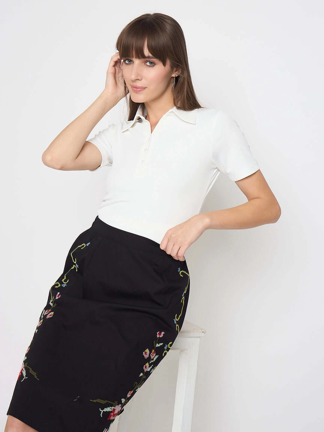 FasteningHood Madame Pique Solid White Polo T-shirt