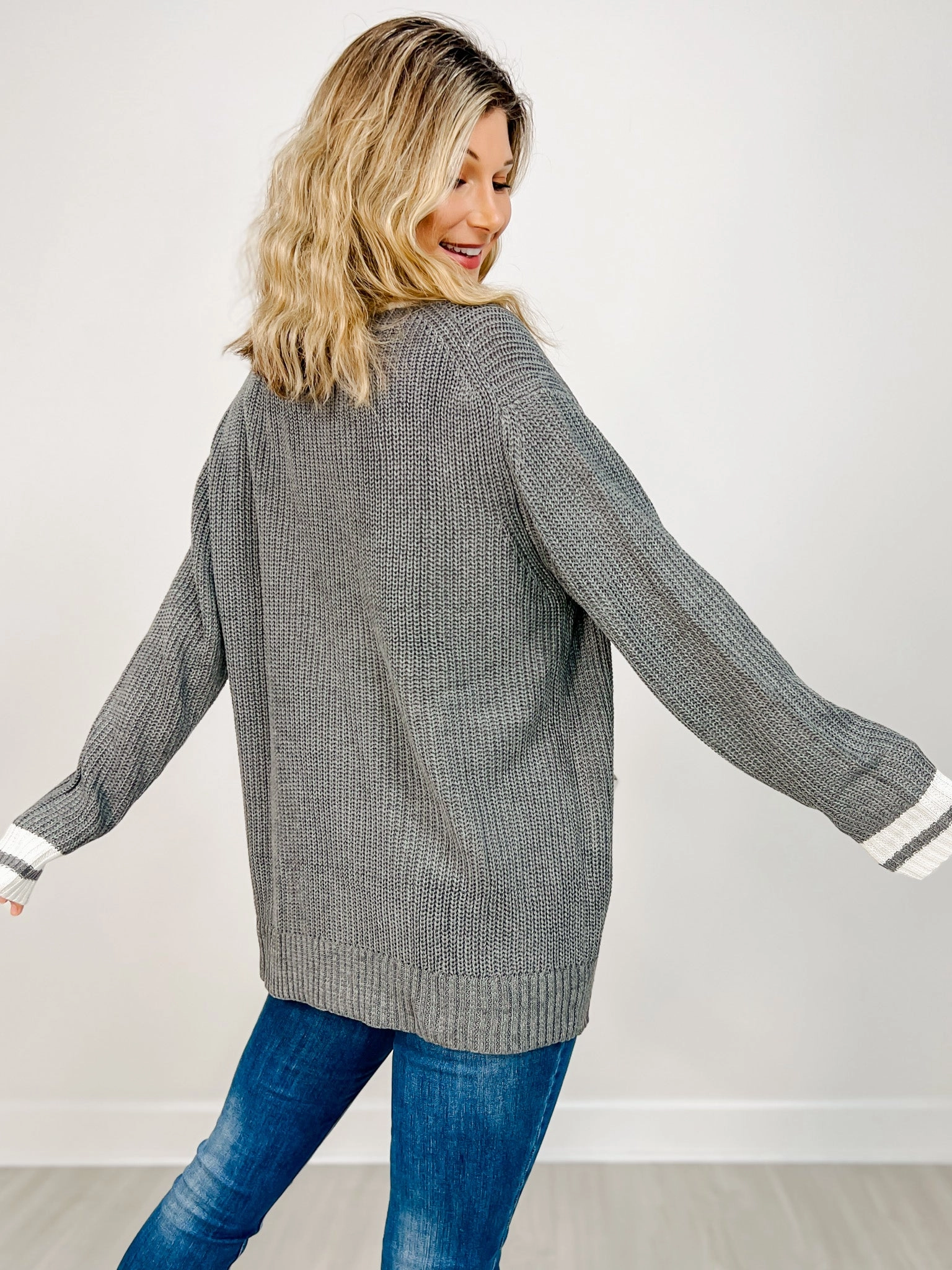 Long Sleeve Solid Knit Cardigan with Open Front Sophisticated Style Casual Knit