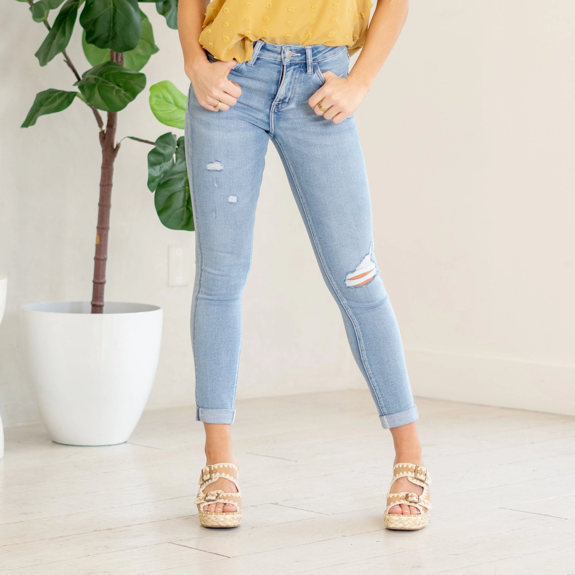 Outfit Combo LOVERVET Sleepless High Rise Skinny Jeans Light Blue Wash Regular & Plus Sizes