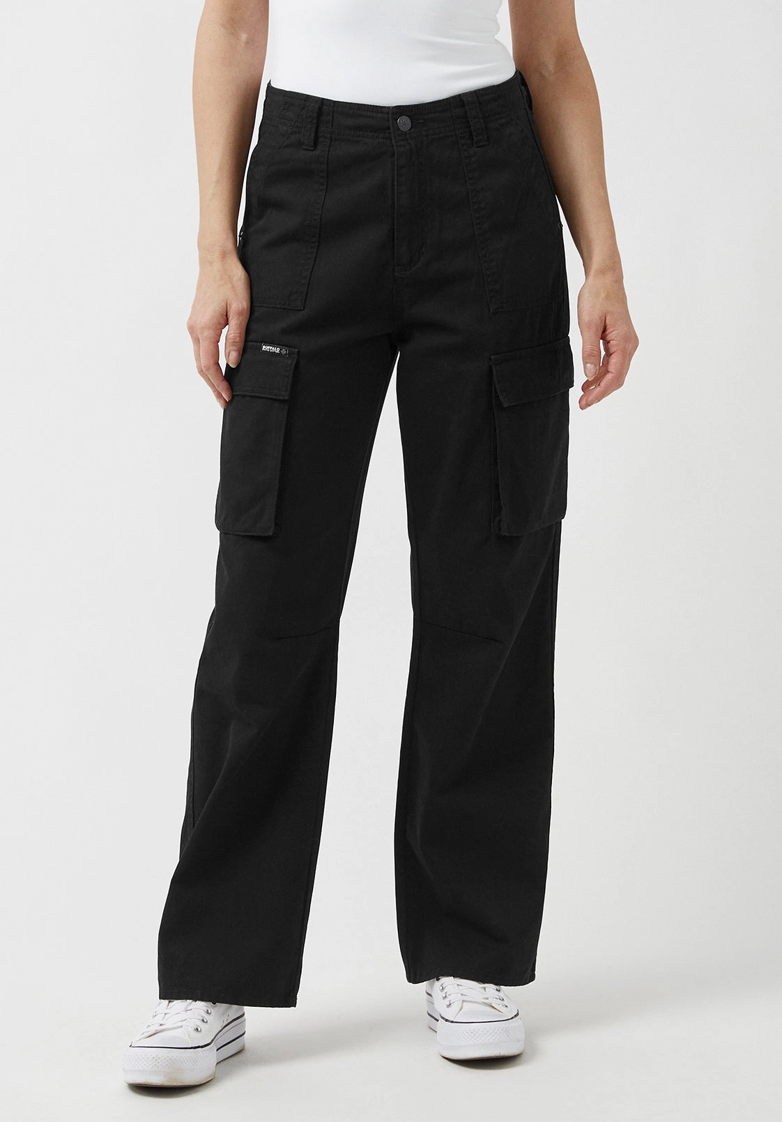 Core Fit Design Stretching Fit Low Rise Straight Gia Black Cargo Pants - BL15915
