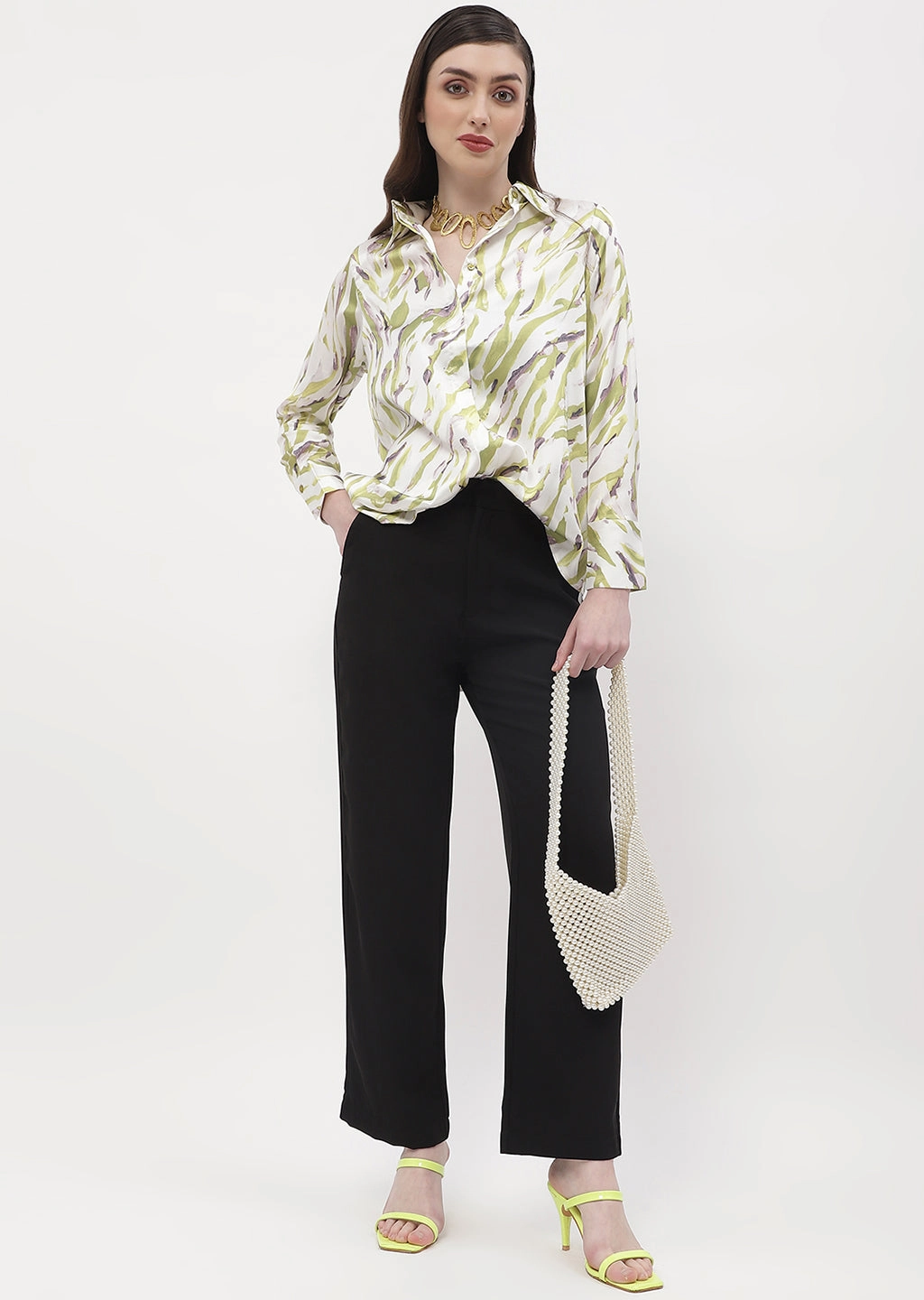 Reinforced Shoulders High-End Look Madame Abstract Print Olive Green Regular Shirt