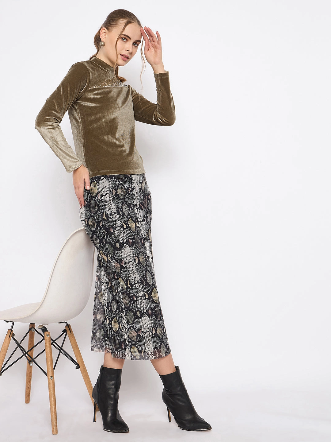 Modern Polo Madame Band Neck Sew Detailed Swarovski Embellished Olive Velvet Top