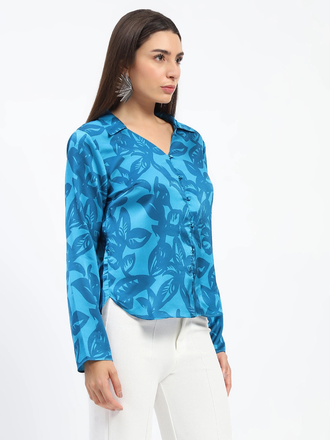 Madame Blue Leaf Print Shirt Trendsetting Design Essential Fit