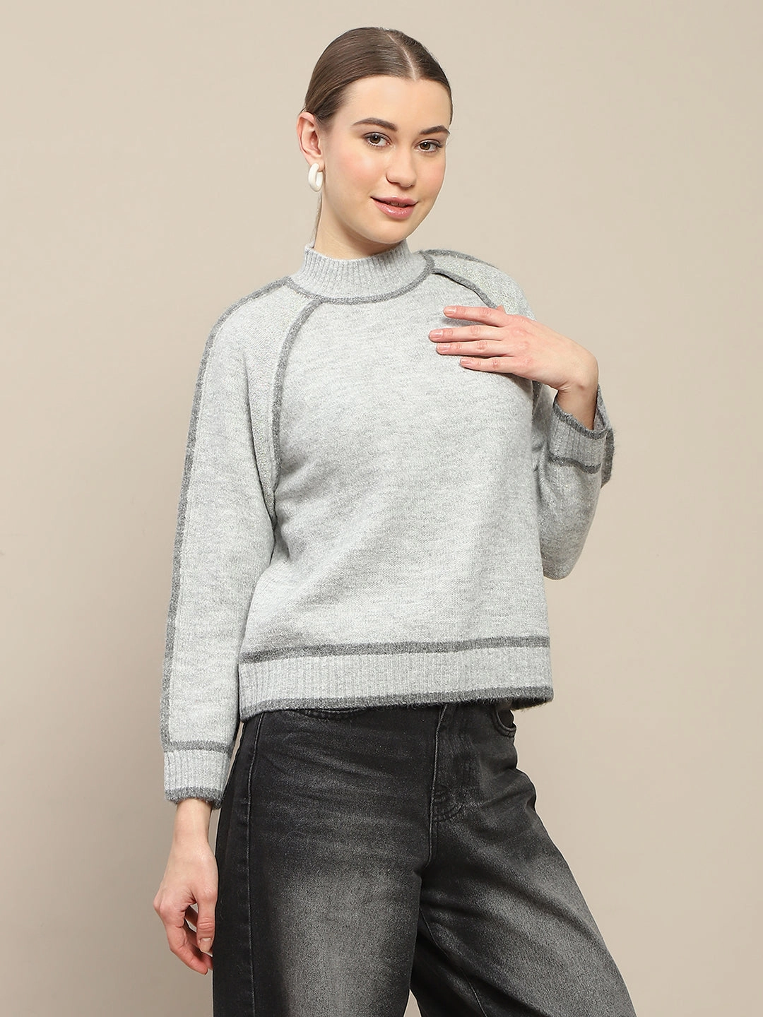 Madame Contrast Trimming Grey Sweater Zero Pilling Guarantee Easy Fit