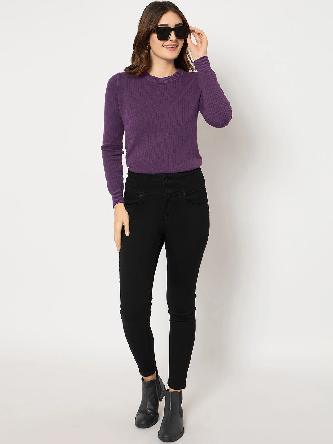 Softened Denim Material Night Out Traveler Gear Stylish Madame Cotton Blend Double High Rise Solid Button Black Denim Jeans