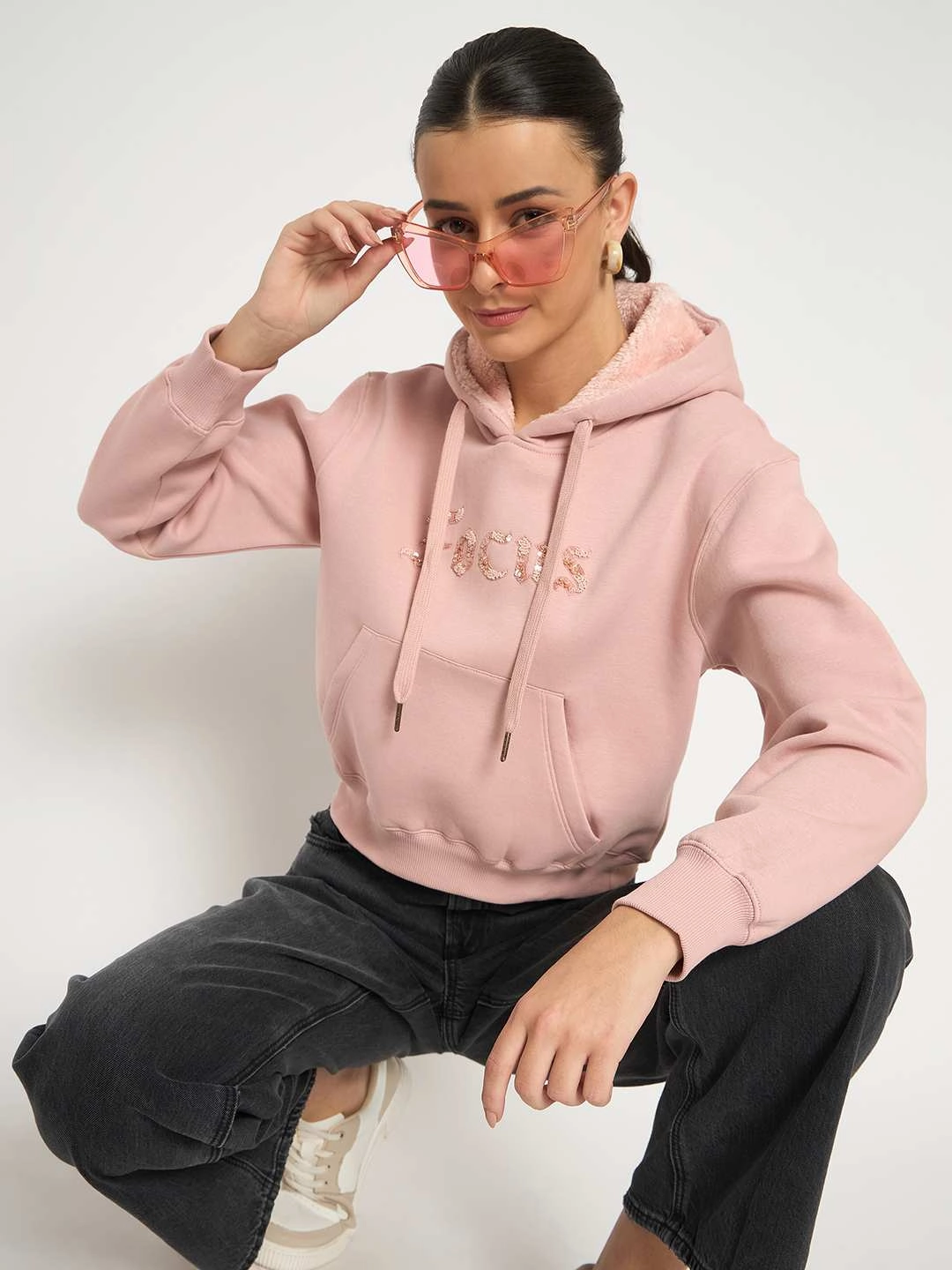 Fashion Layers Madame Fleece Placement Printed Handwork Detailed Dusty Pink Sweatshirt