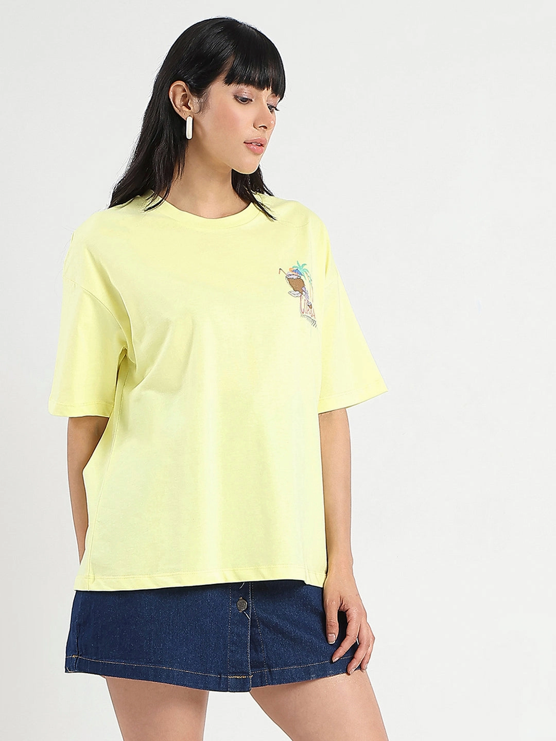 QuickRelease Closure Madame Graphic Print Detailed Yellow Cotton T-shirt