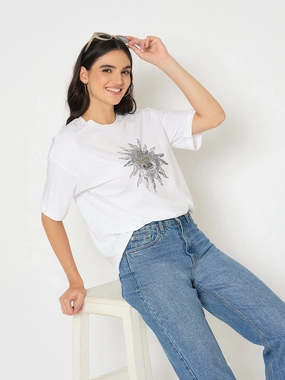Organic Cotton Fiber Madame Graphic Print White Cotton T-shirt