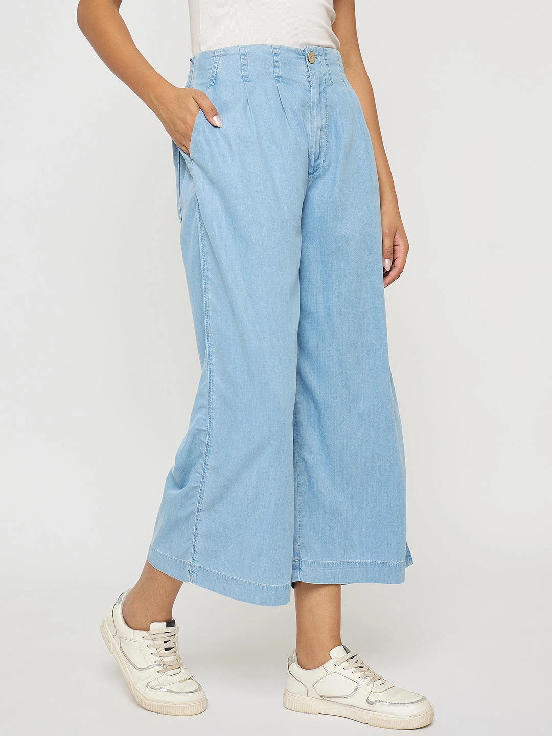 Vibrant Trendy Madame Pintuck Detailed Cotton Blend Light Blue Wide Leg Jeans
