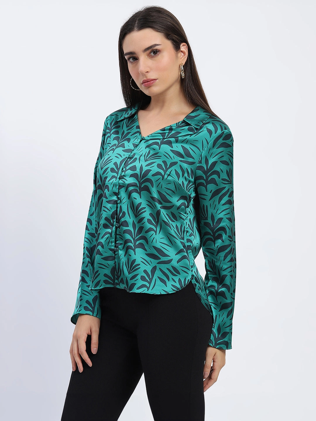 Minimalist Aesthetic Trendsetter Choice Madame Stylish Teal Green Leaf Print Shirt with Long Sleeves
