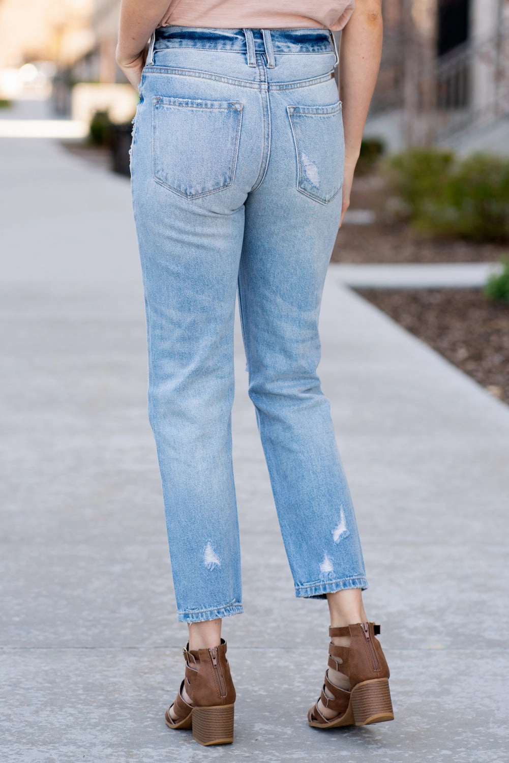 Road Trip Casual Friday Home Comfort Fashion Focus Maxwell High Rise Mom Straight