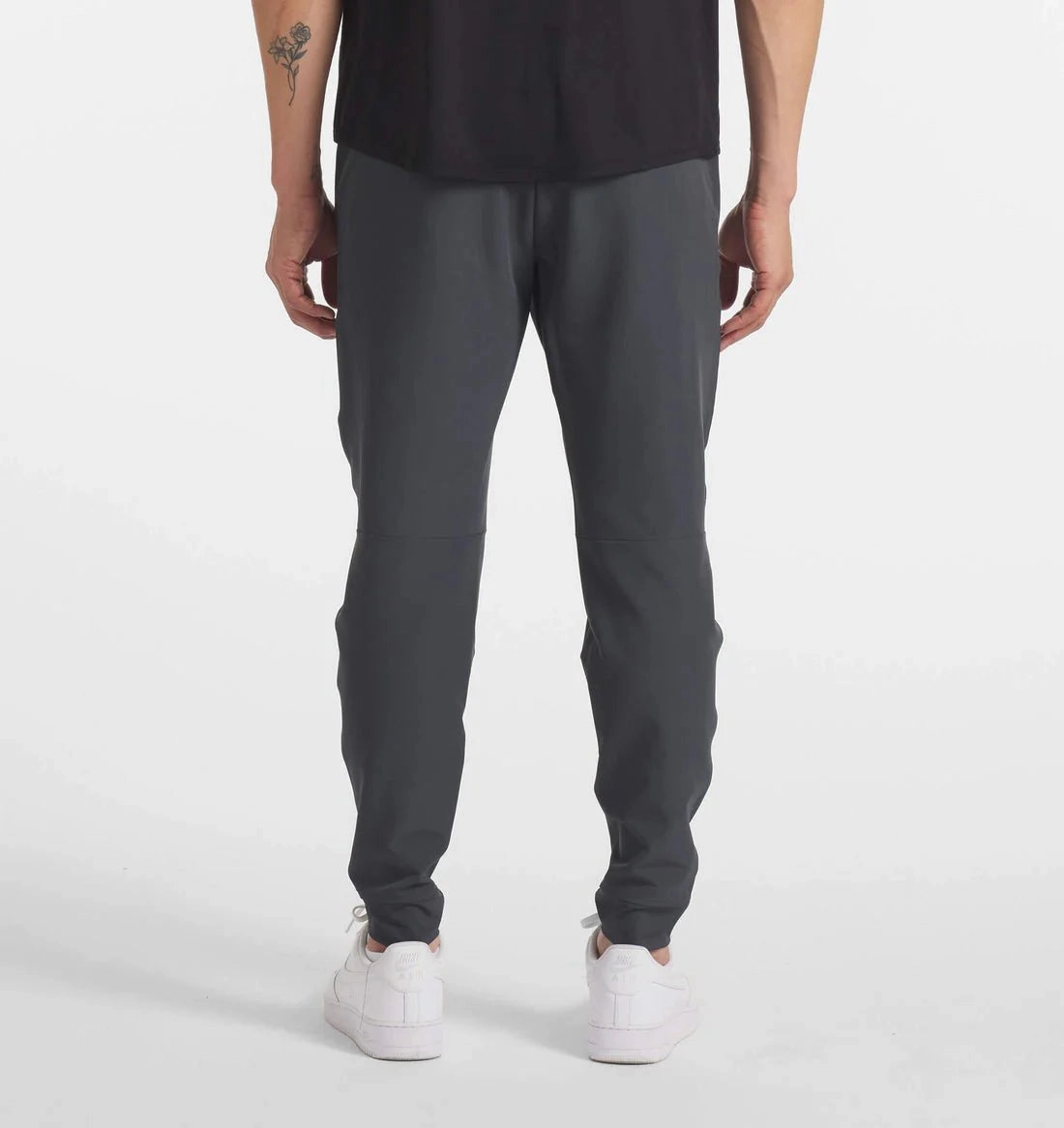 LowProfileTopstitching Base Layer Men's UNRL Performance Pant | Obsidian