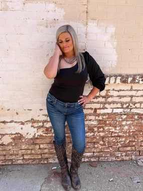 Reinforced Hemline PLUS On The Horizon Black Top*