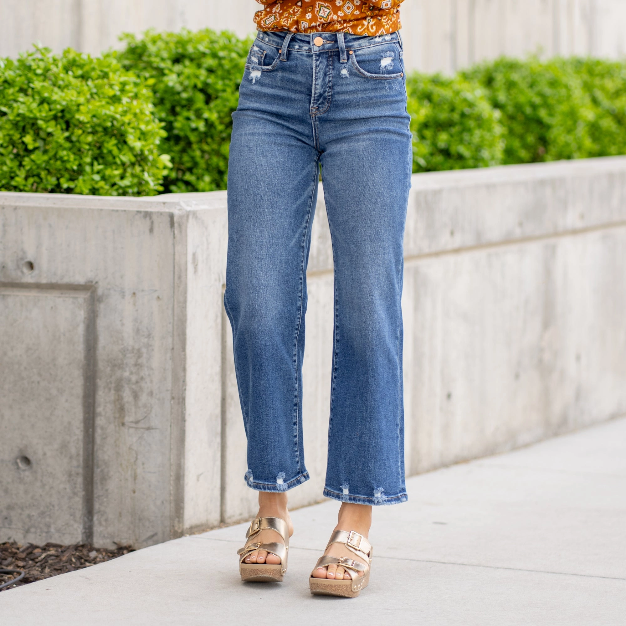 Outdoor Enthusiast Sunny Vibes Teen Outfit Midnight Contour Tummy Control Top High Rise Crop Regular & Plus Sizes