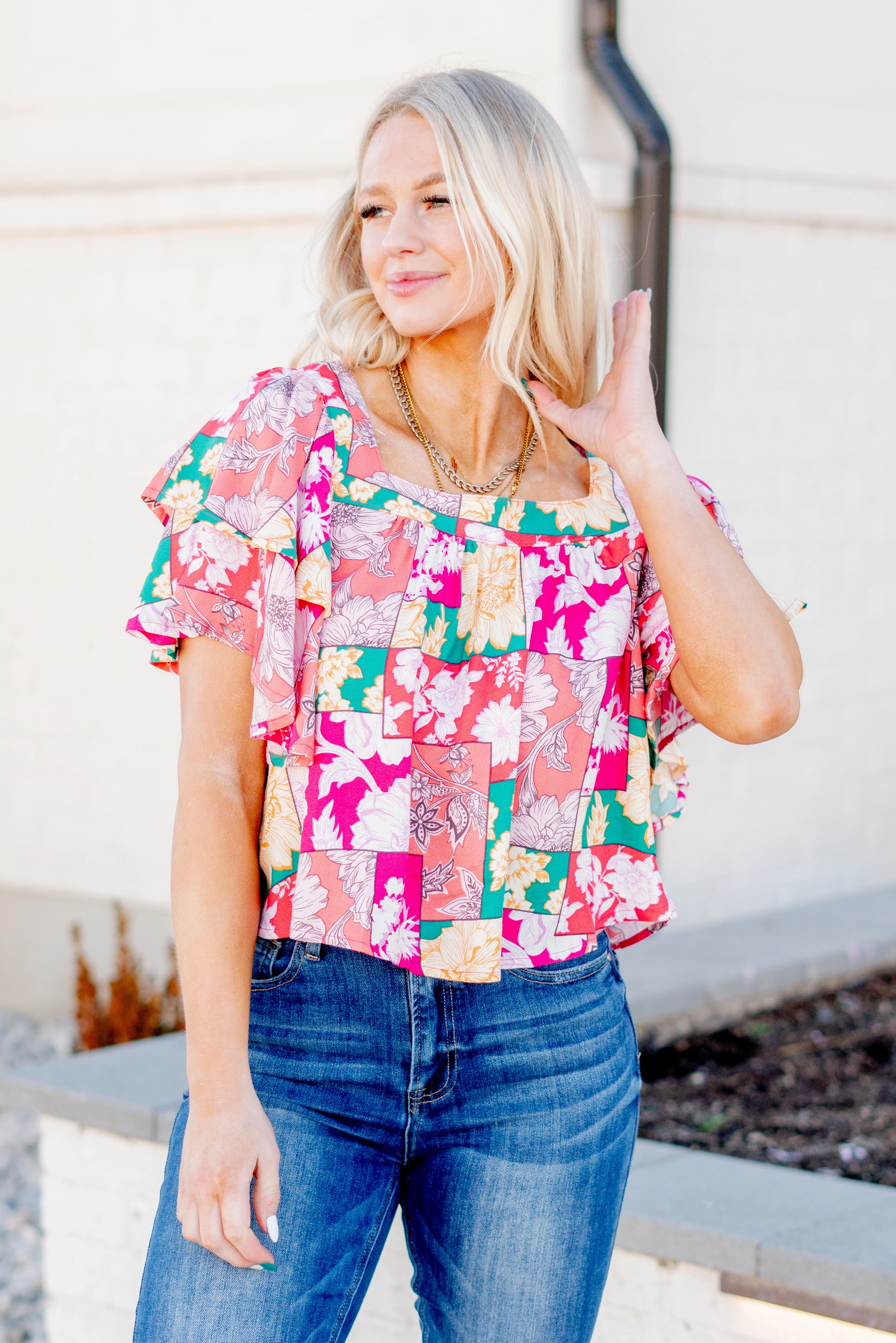 Social Meetup Floral Print Ruffle Sleeve Top