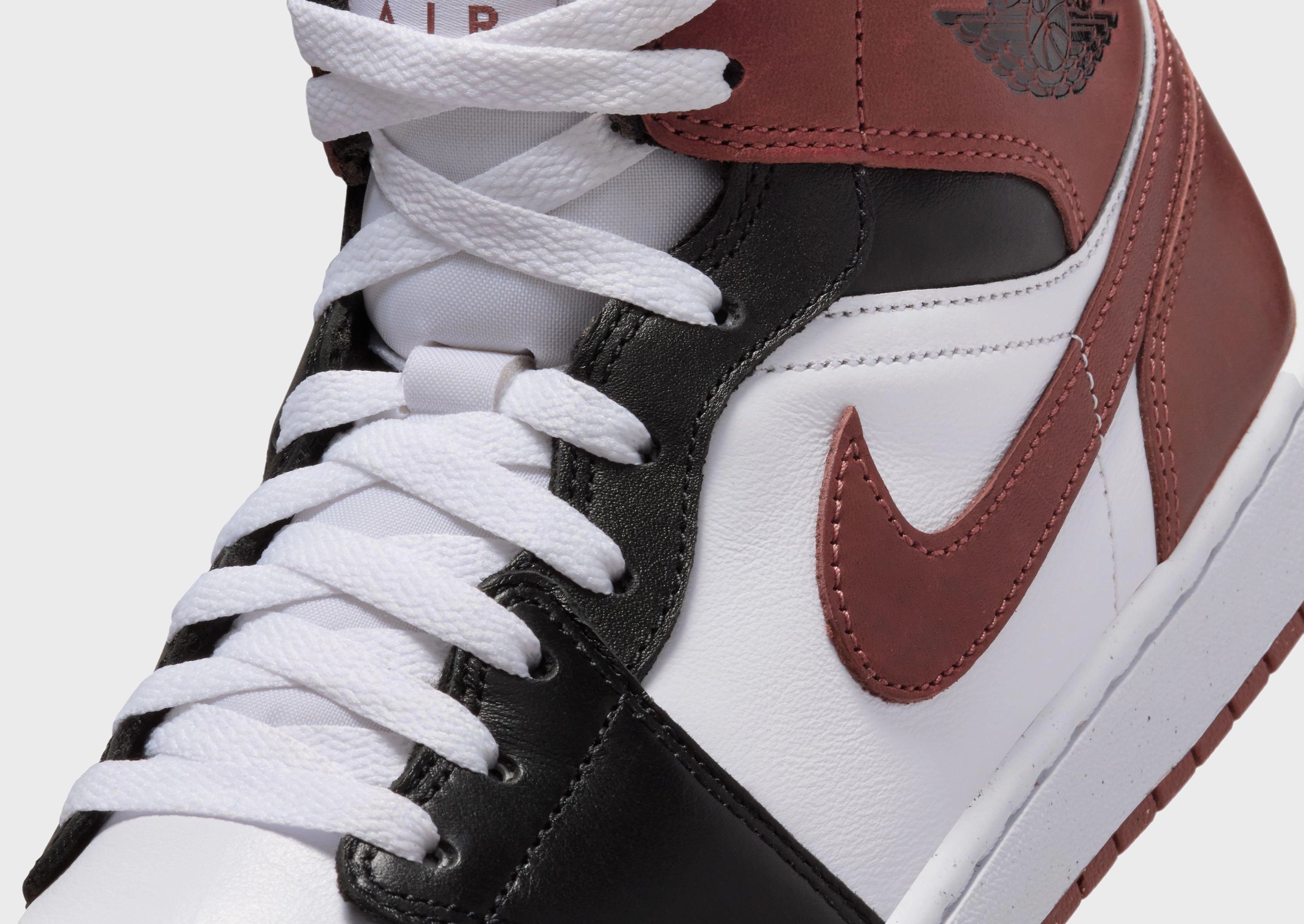 Air 1 Mid SE Game Day Cushioning Versatile Cushioning