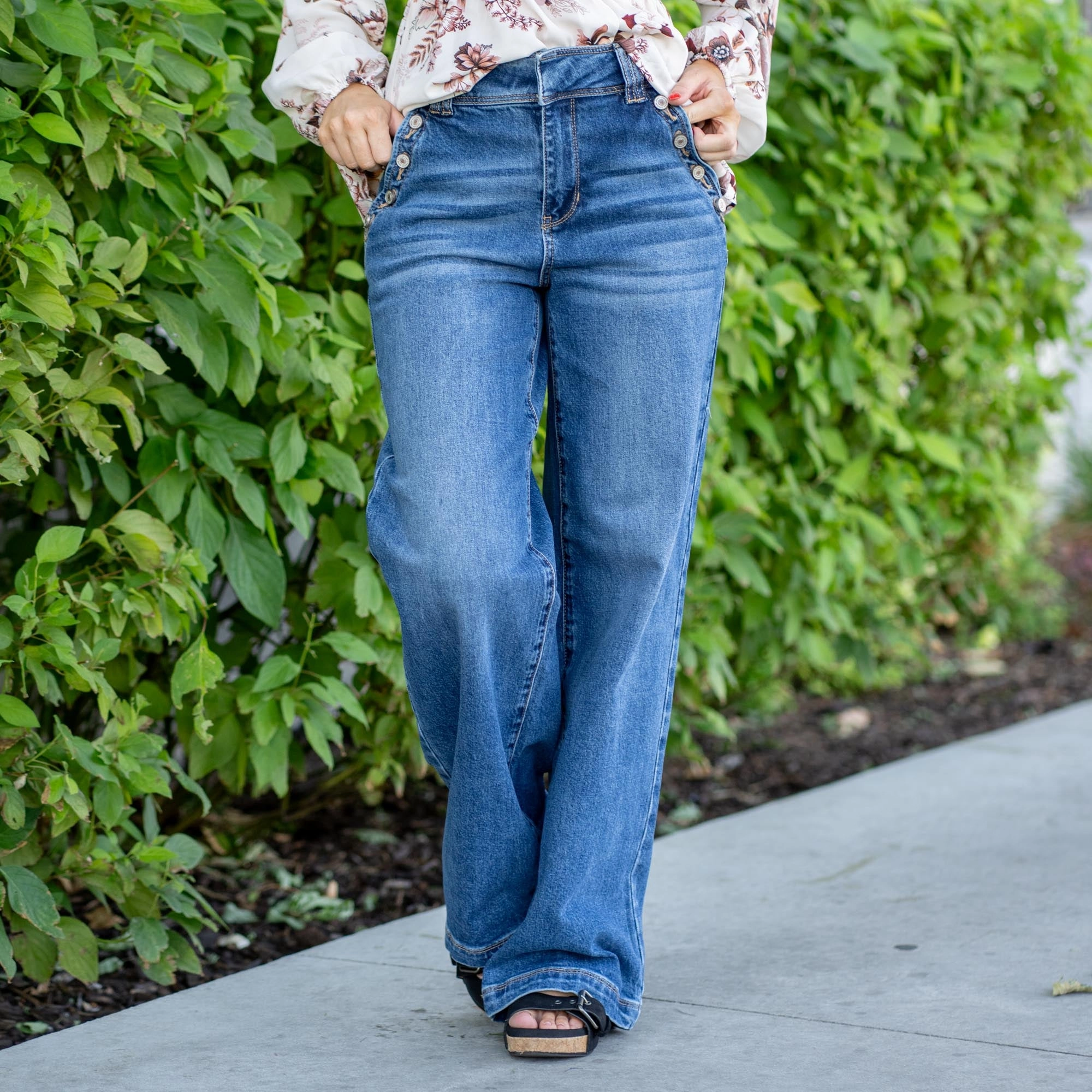 Comfy Waist Travel Light KanCan Westwood Ultra High Rise Wide Leg Jean Dark Blue