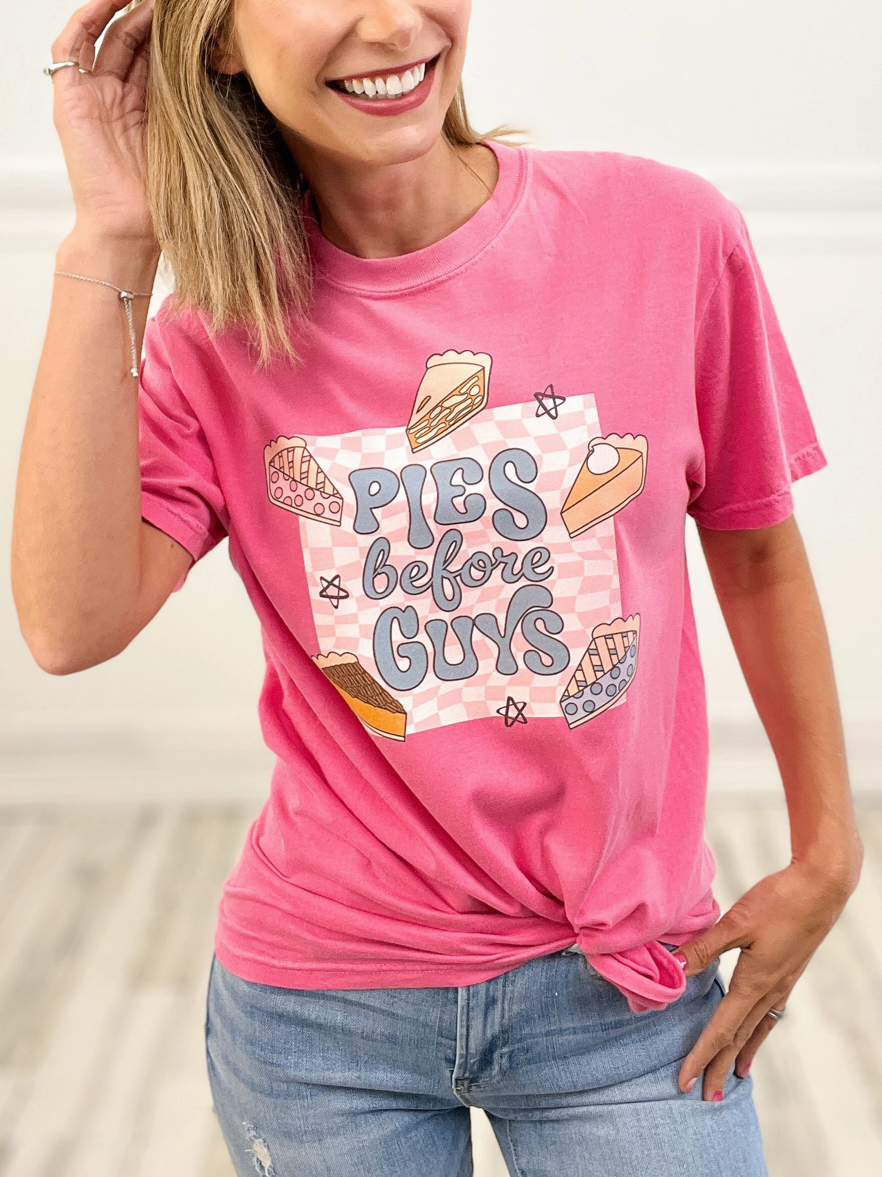 slim fit Pies Before Guys Thanksgiving Graphic Tee