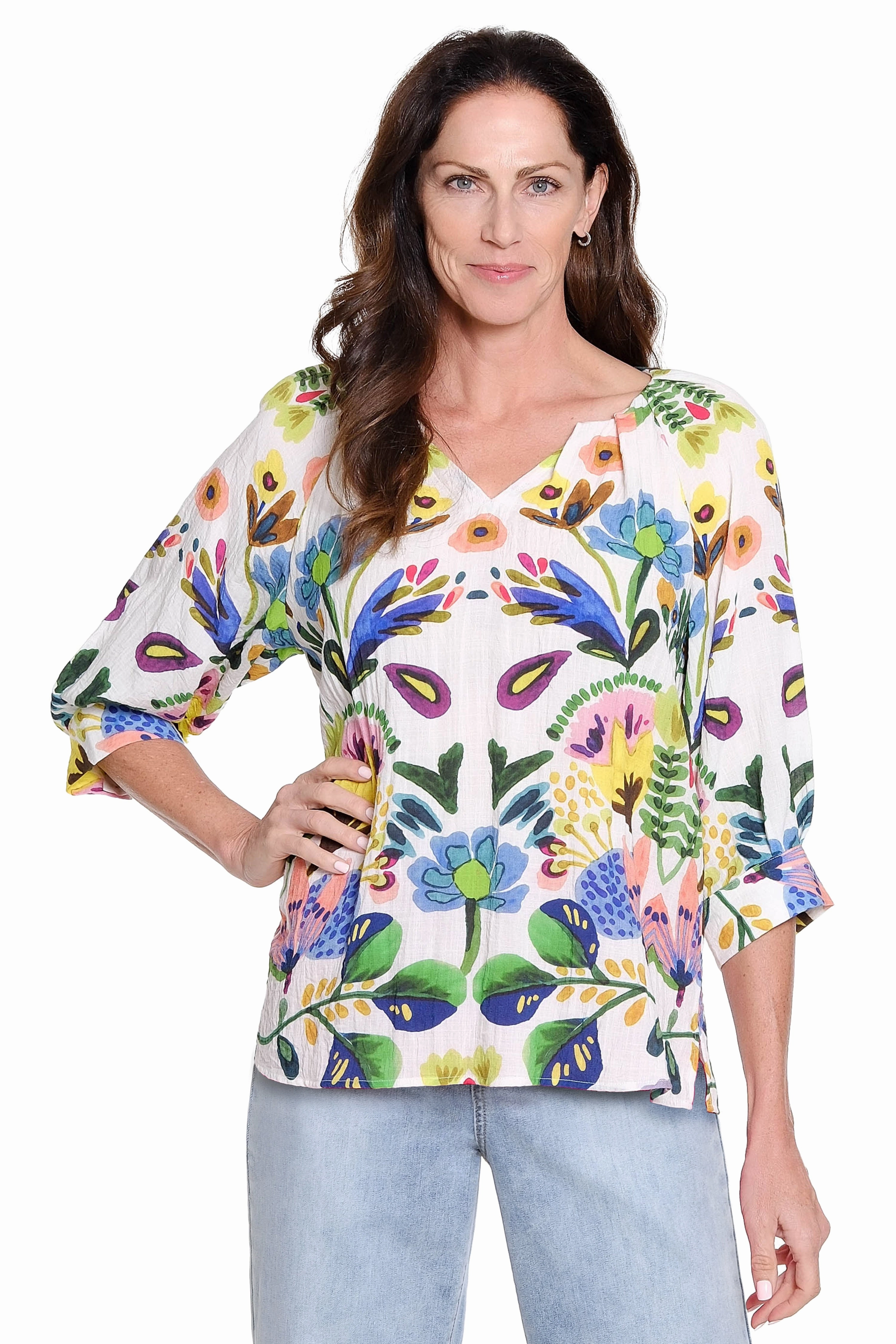 Pleated Neck Popover ?C Multi Minimalist Silhouette