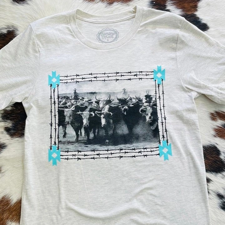 MeshPanelIntegration Plus Horns And Hides Tee