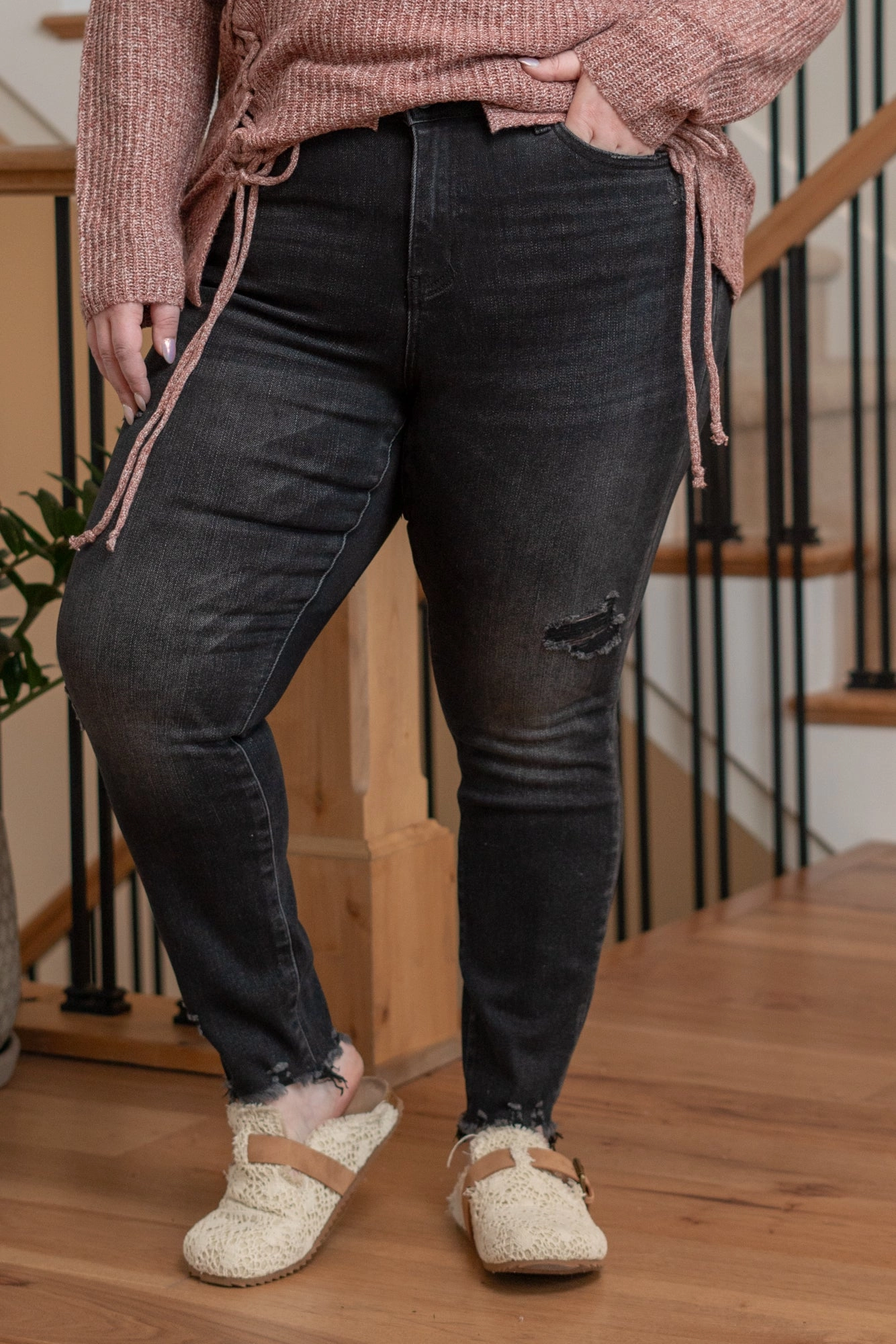 Refined Detail Easy Layering Plus Size Well Made Mid Rise Uneven Hem Ankle Skinny