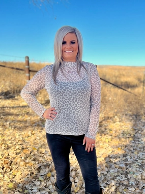 Buttery Soft Feel Plus Snow Leopard Top*