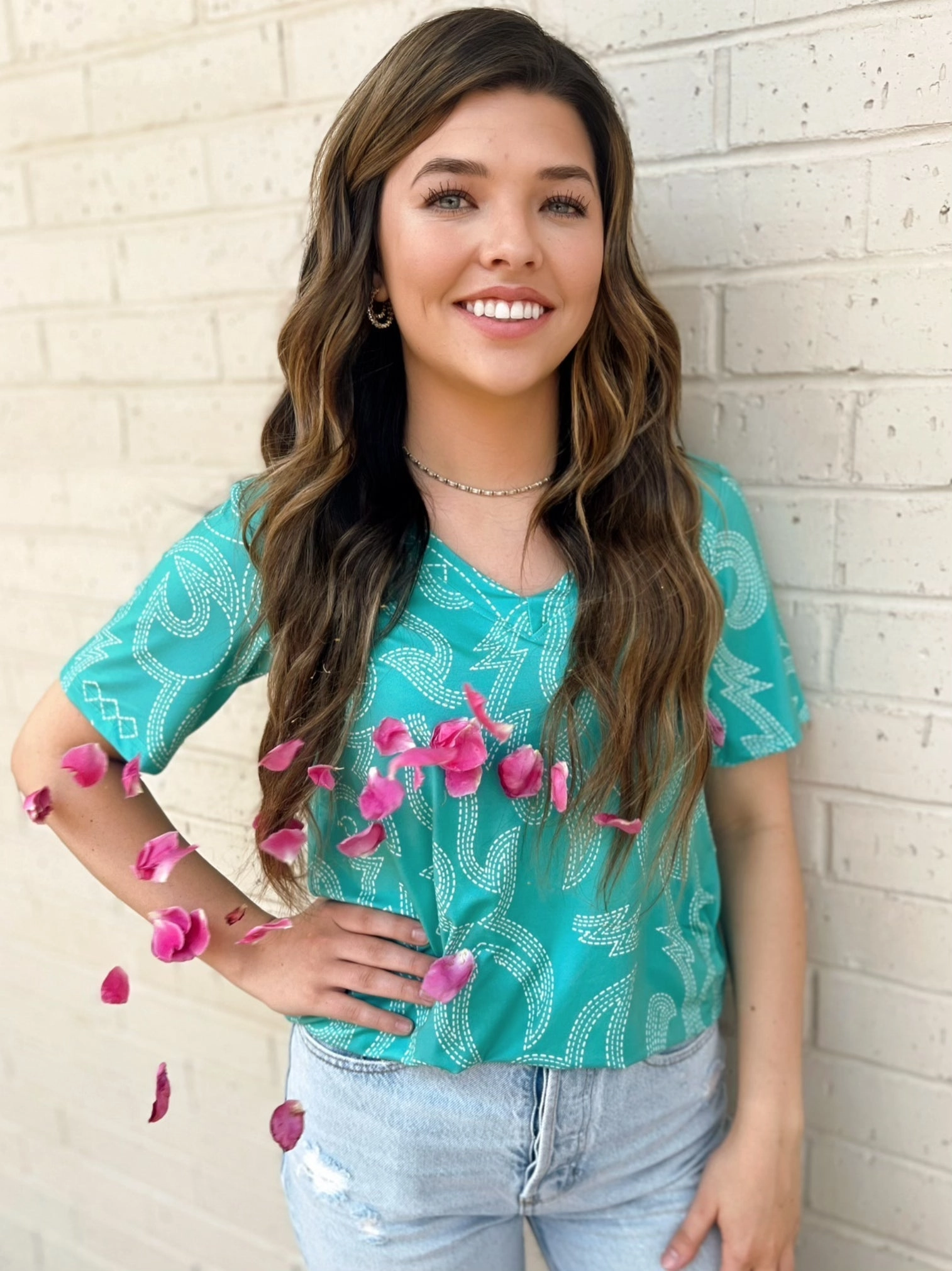 PLUS Sterling Kreek Road Trippin Top Elegant Look