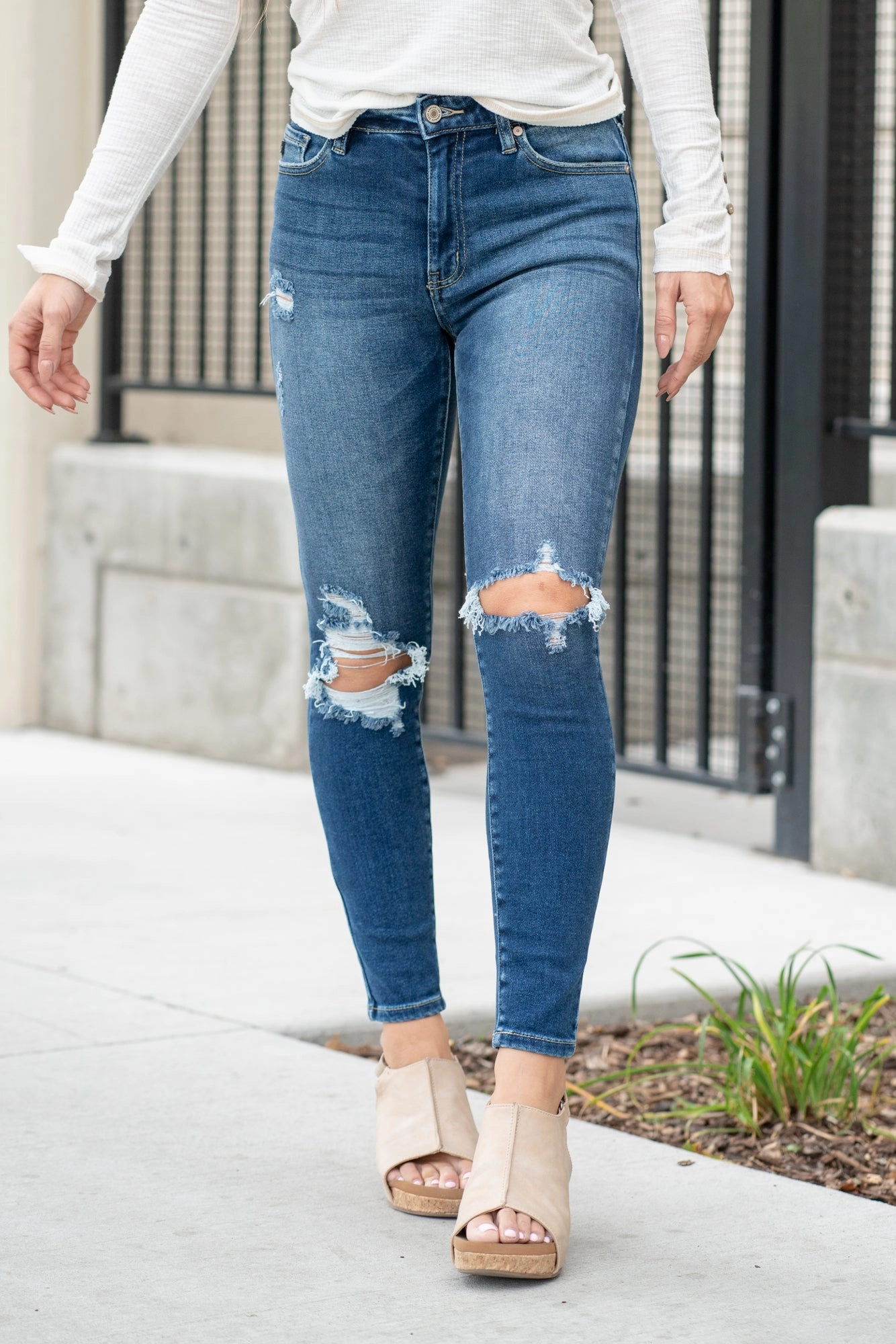 Layla High Rise Ripped Knees Skinny Smart Casual Neutral Comfort Stretch