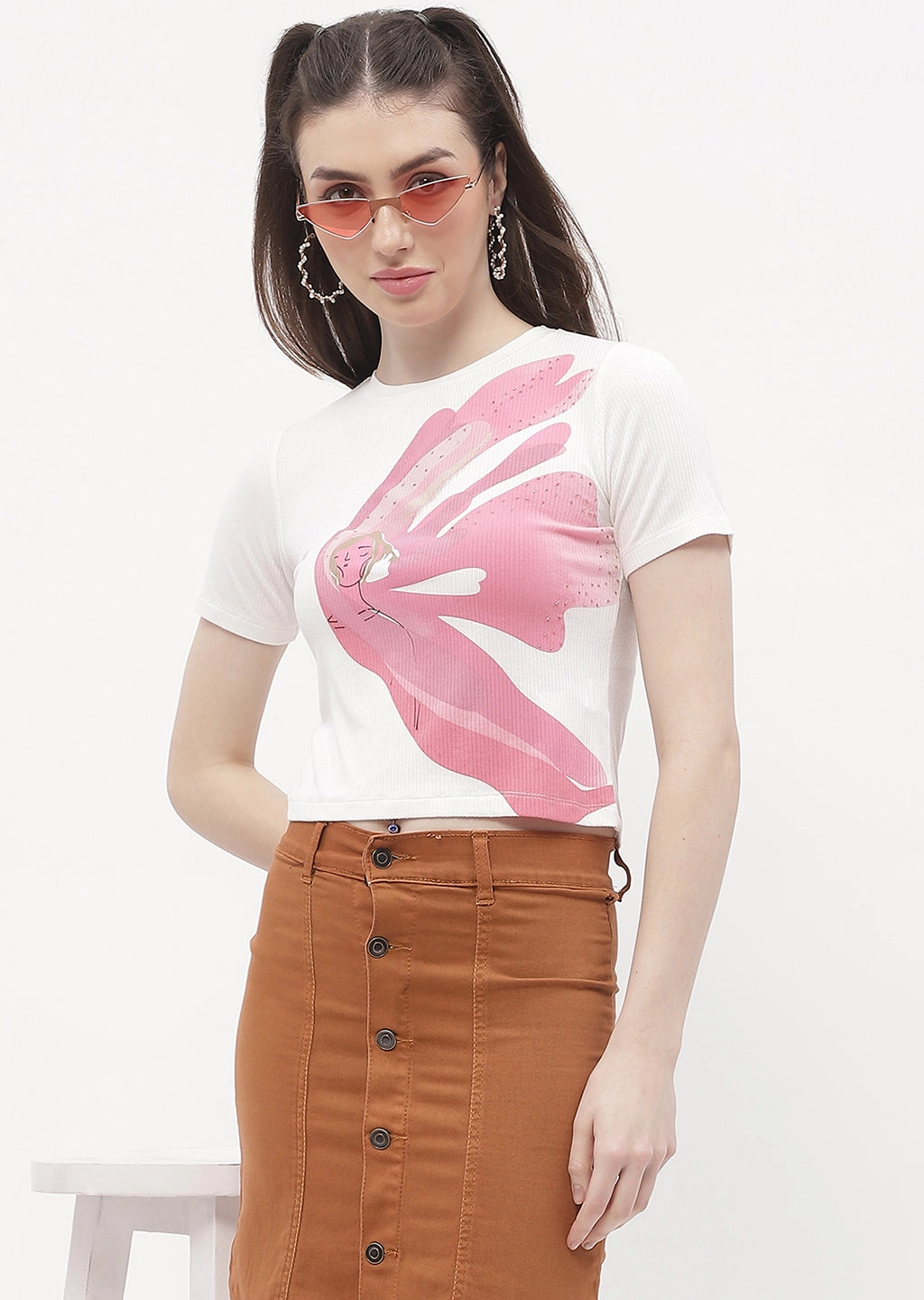 YarnDyeStripe Madame Graphic Print Off-White Ribbed T-Shirt