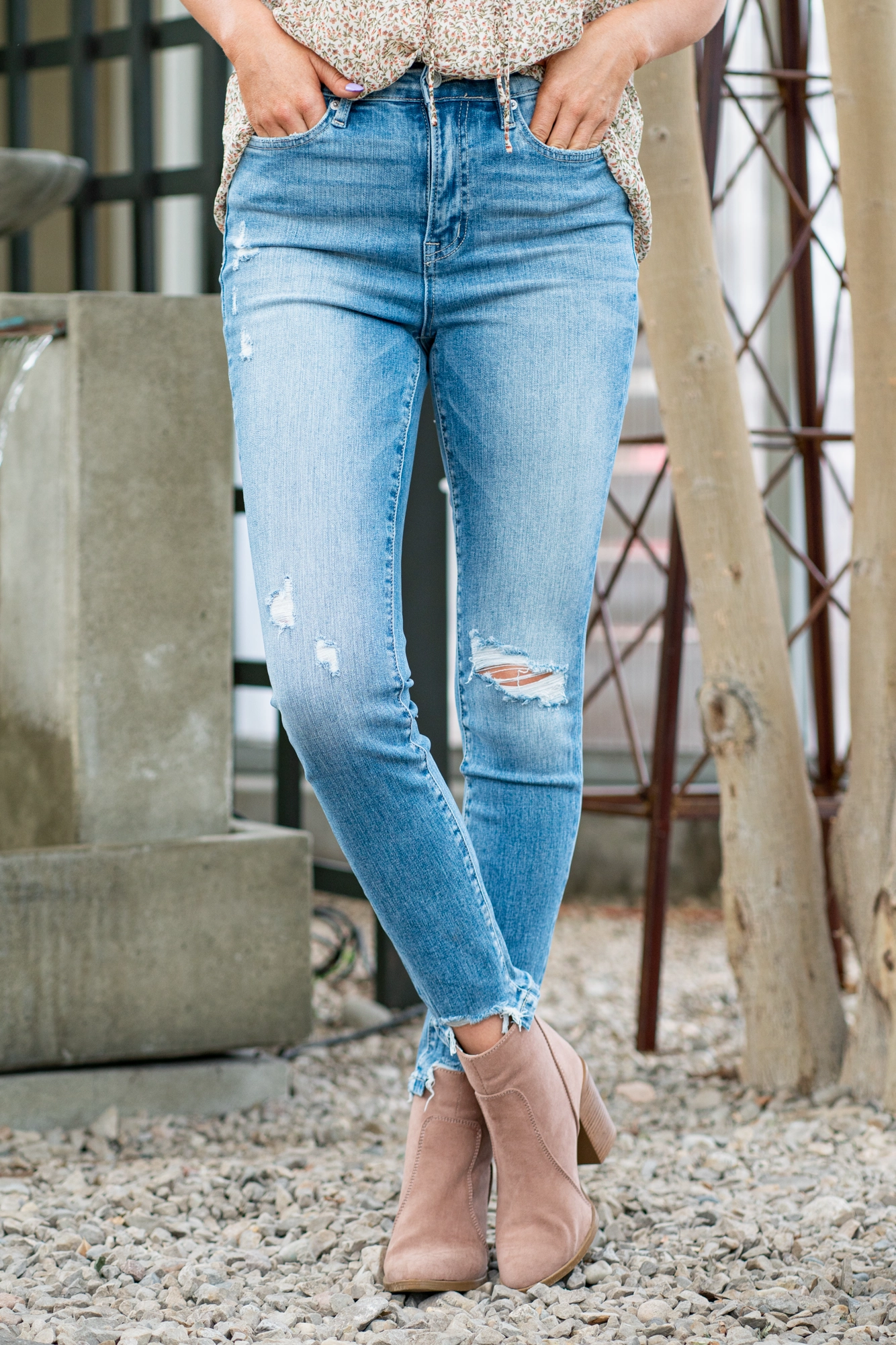 Core Wardrobe Reagan High Rise Distressed Skinny