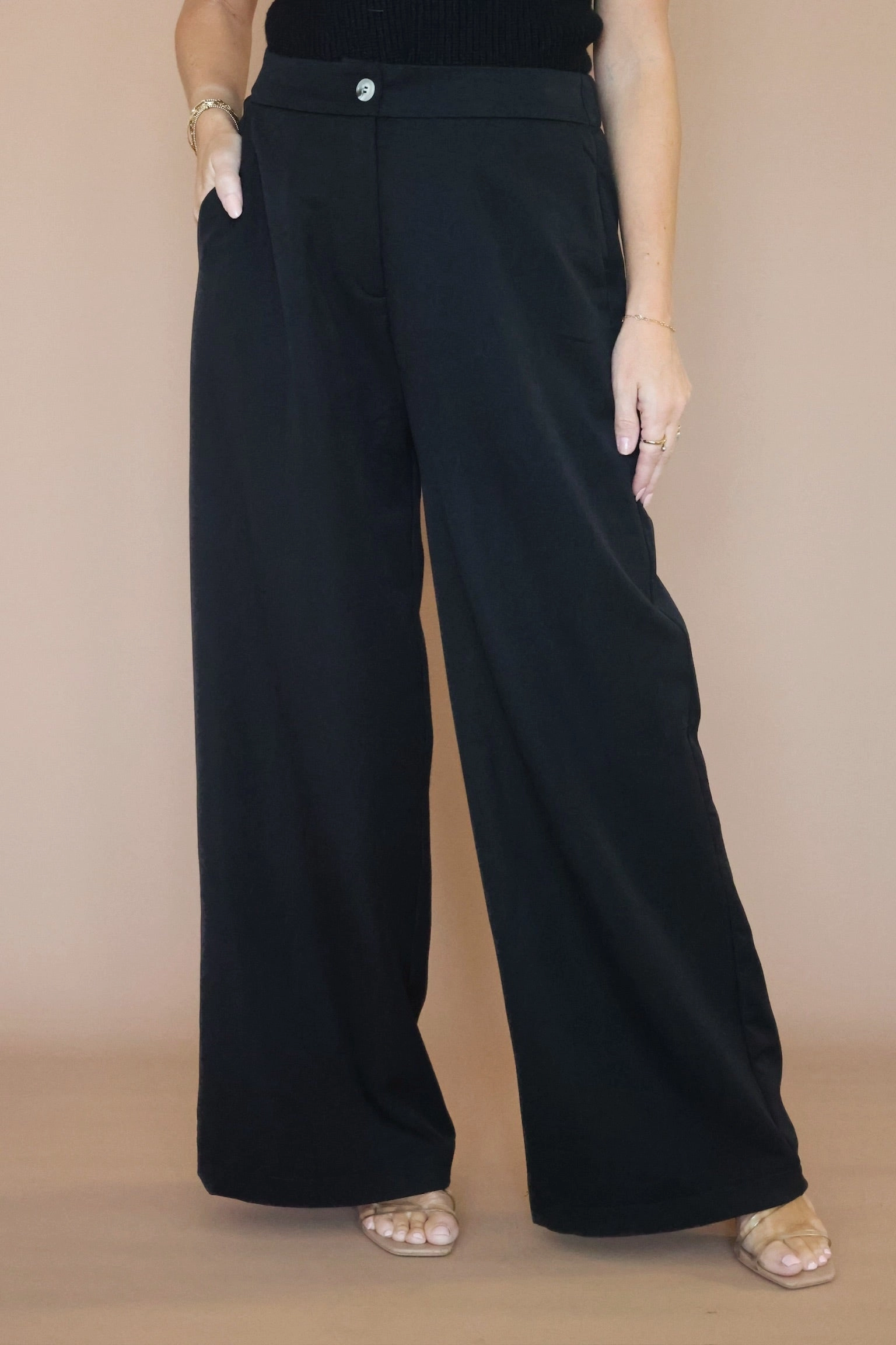 Sabrina Pant - Black Simple Comfort Wear