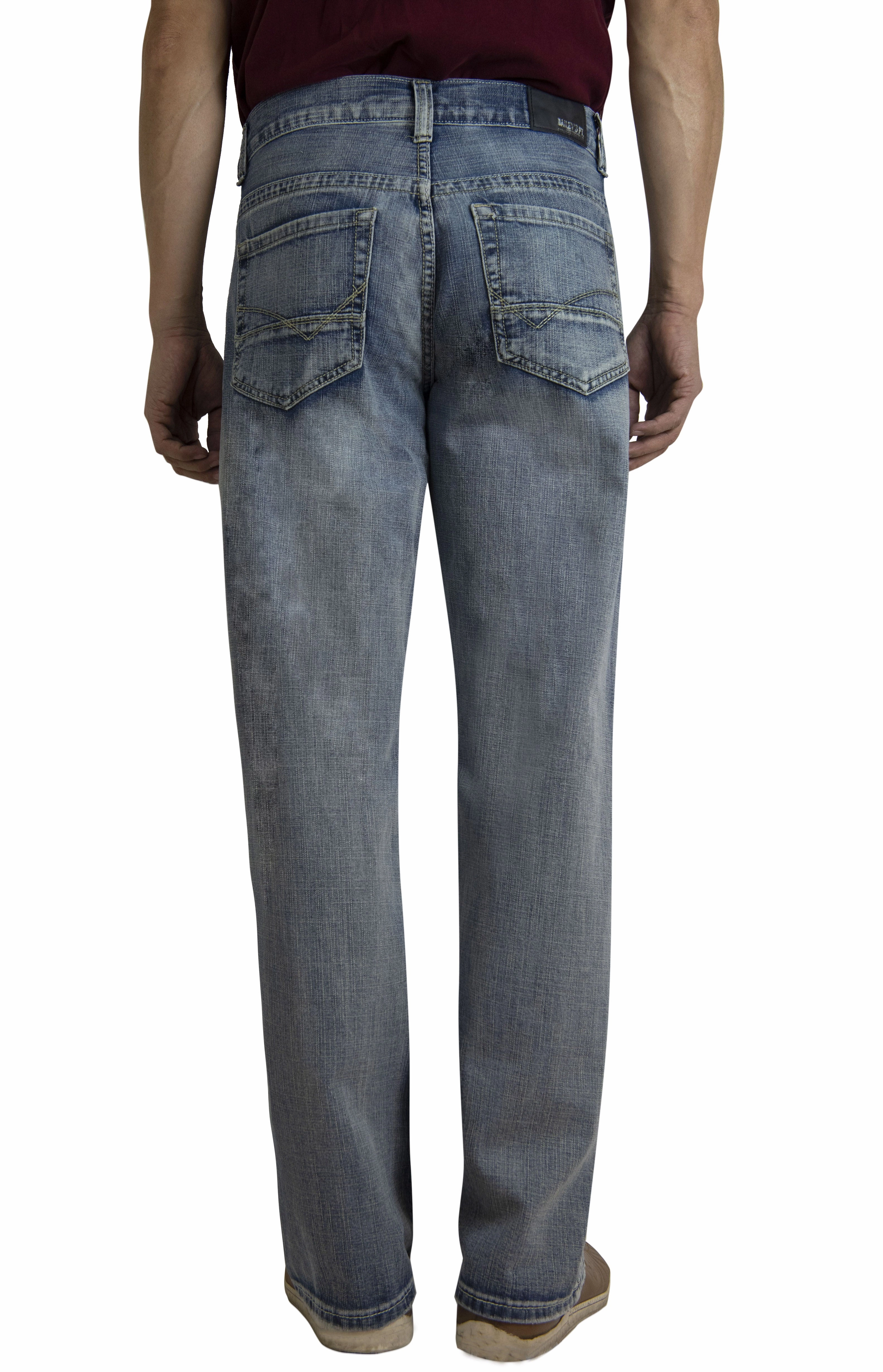 Chic Essentials City Walk Casual Friday Bailey's Point Men's Fashion Relaxed Bootcut Jeans Light Wash